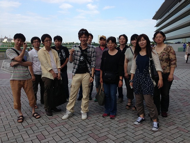 http://www.takaishi-ind.co.jp/shacho_p/img/%E5%86%99%E7%9C%9F%202013-06-22%2015%2049%2056.jpg