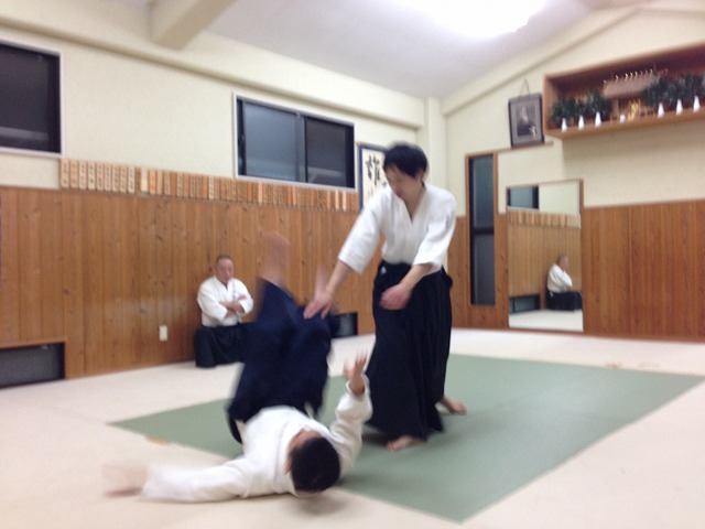 http://www.takaishi-ind.co.jp/shacho_p/img/s-%E5%86%99%E7%9C%9F%202014-03-01%2019%2011%2058.jpg